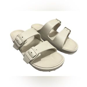 Skechers arch fit cali breeze 2.0 sandals in size 10.5